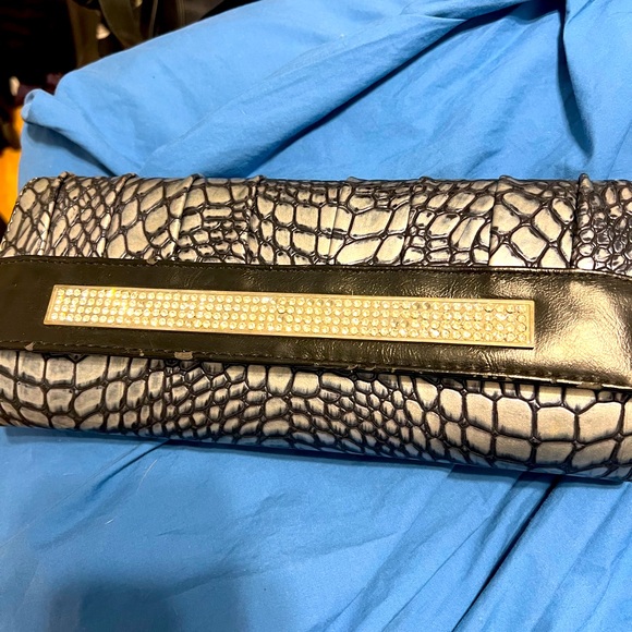 ClutchHandbagSilver & Black. Never used!!